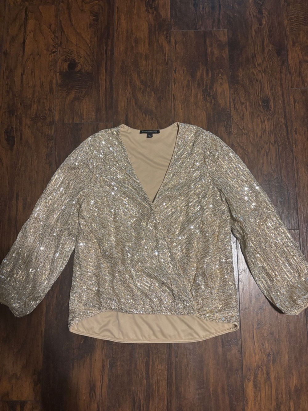 Women’s Boston Proper Medium Metallic Gold Sequin V-Neck Wrap Long Sleeve Top